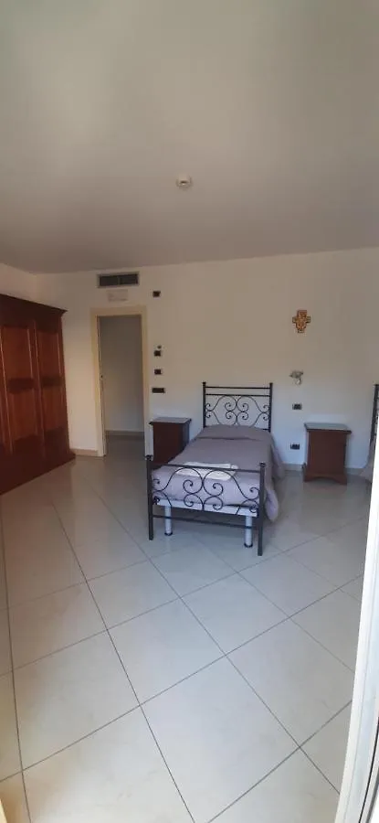 Bed & Breakfast Casa Per Ferie Religiosa Figlie Di Nazareth Bed and Breakfast Pisa