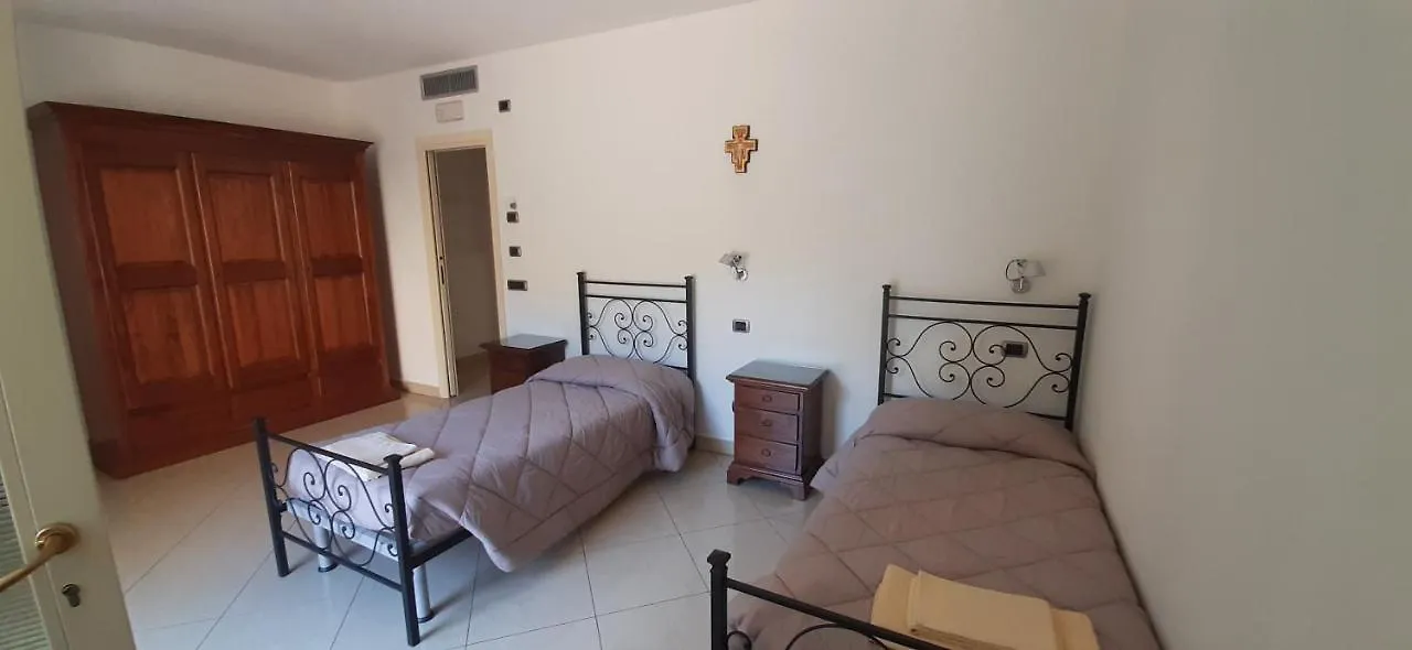 Casa Per Ferie Religiosa Figlie Di Nazareth Bed and Breakfast Pisa