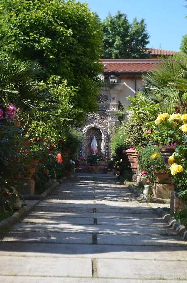 Bed & Breakfast Casa Per Ferie Religiosa Figlie Di Nazareth Bed and Breakfast Pisa Italië