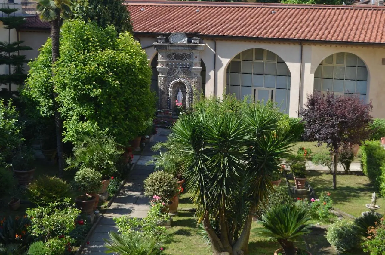 Casa Per Ferie Religiosa Figlie Di Nazareth Bed and Breakfast Pisa Bed & Breakfast