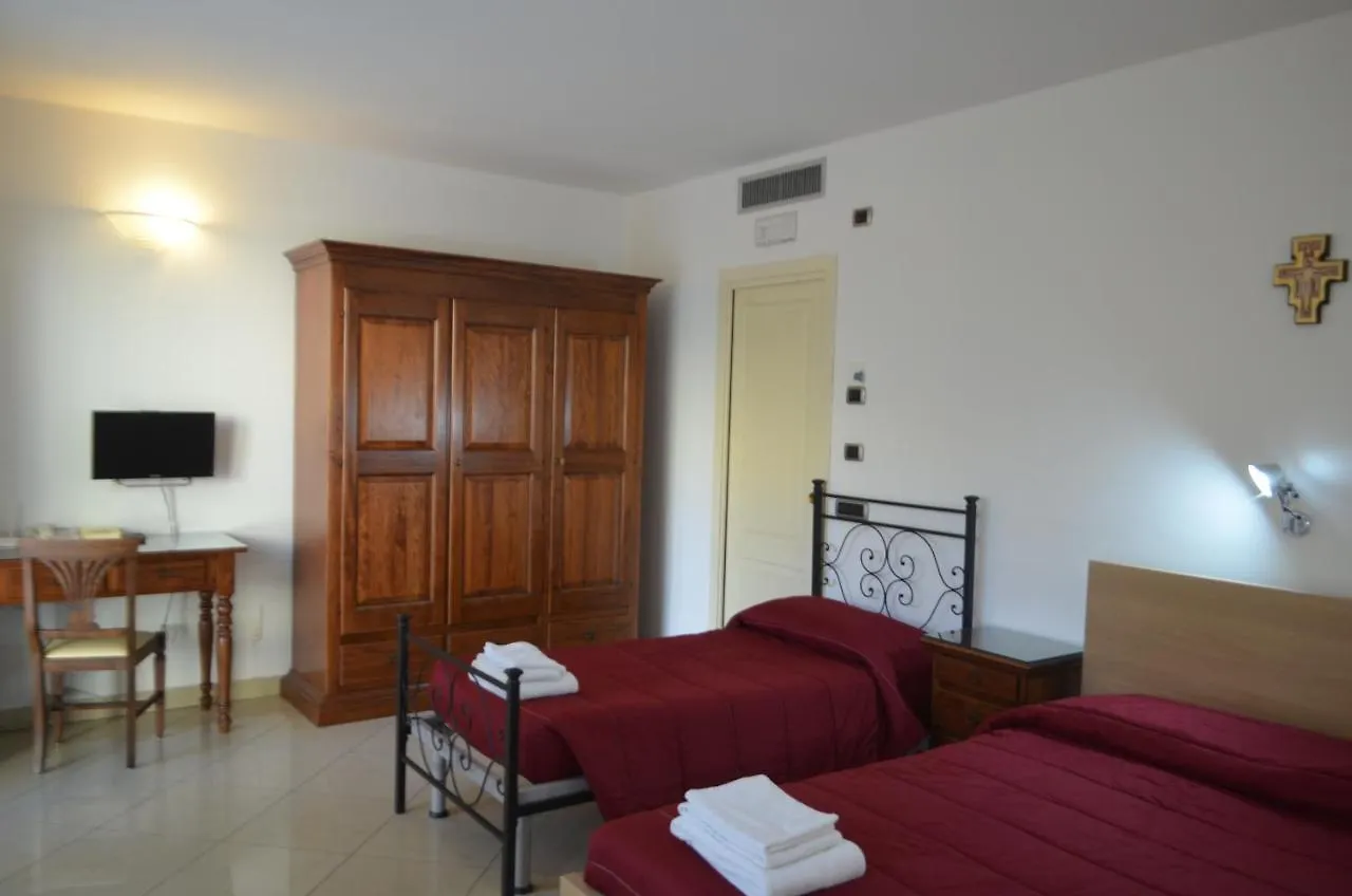 Casa Per Ferie Religiosa Figlie Di Nazareth Bed and Breakfast Pisa Bed & Breakfast