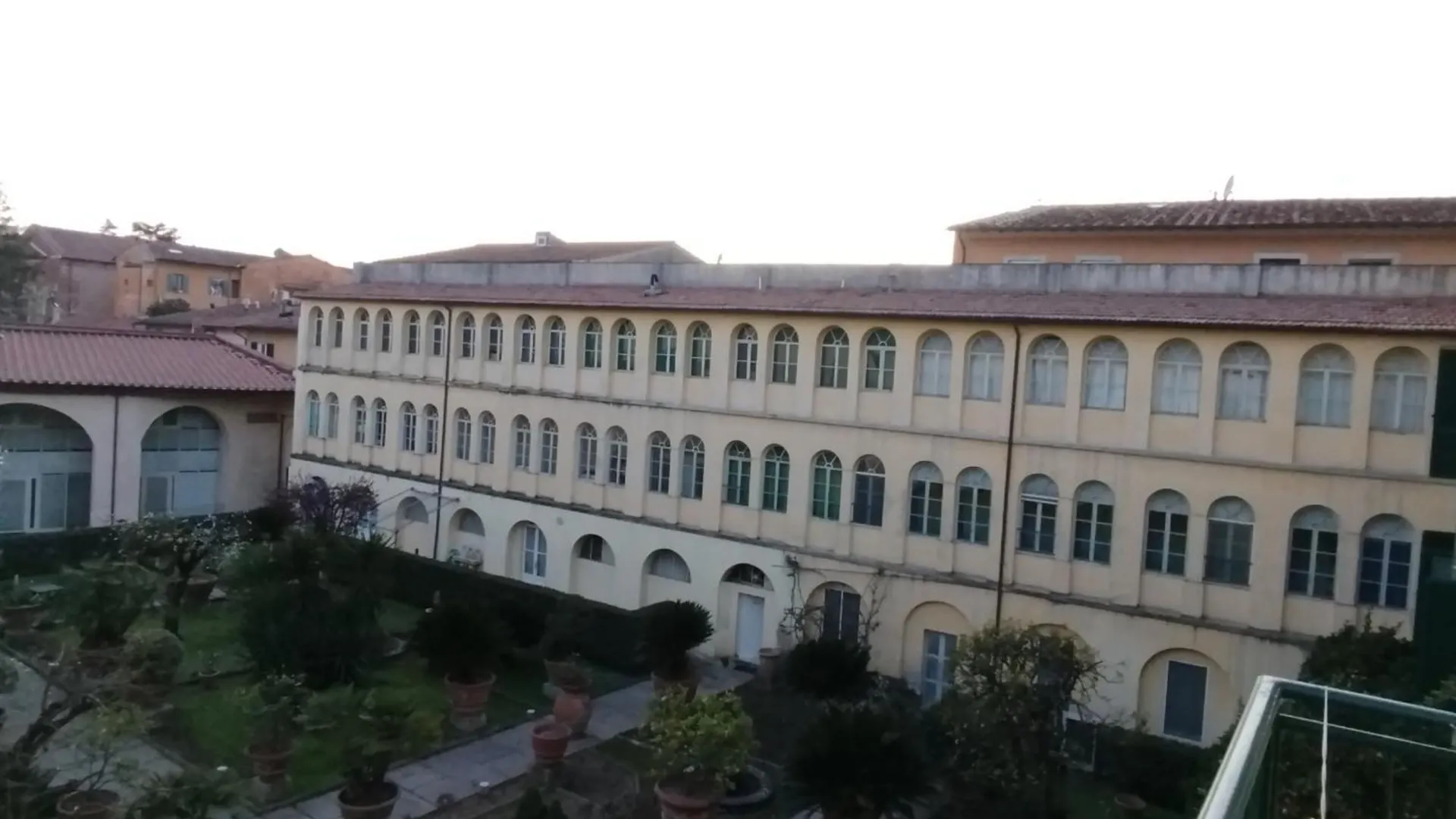 Casa Per Ferie Religiosa Figlie Di Nazareth Bed and Breakfast Pisa Bed & Breakfast