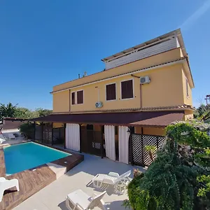 Xenia Appartement Avola