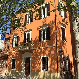 Vittorio Veneto 25 2*, Modena Itália