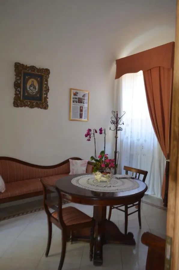 住宿加早餐酒店 比萨Casa Per Ferie Religiosa Figlie Di Nazareth住宿加早餐旅馆