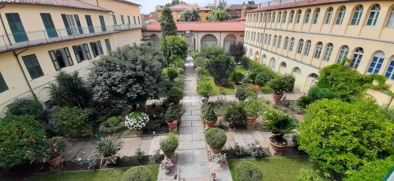 Bed & Breakfast Casa Per Ferie Religiosa Figlie Di Nazareth Bed and Breakfast Pisa
